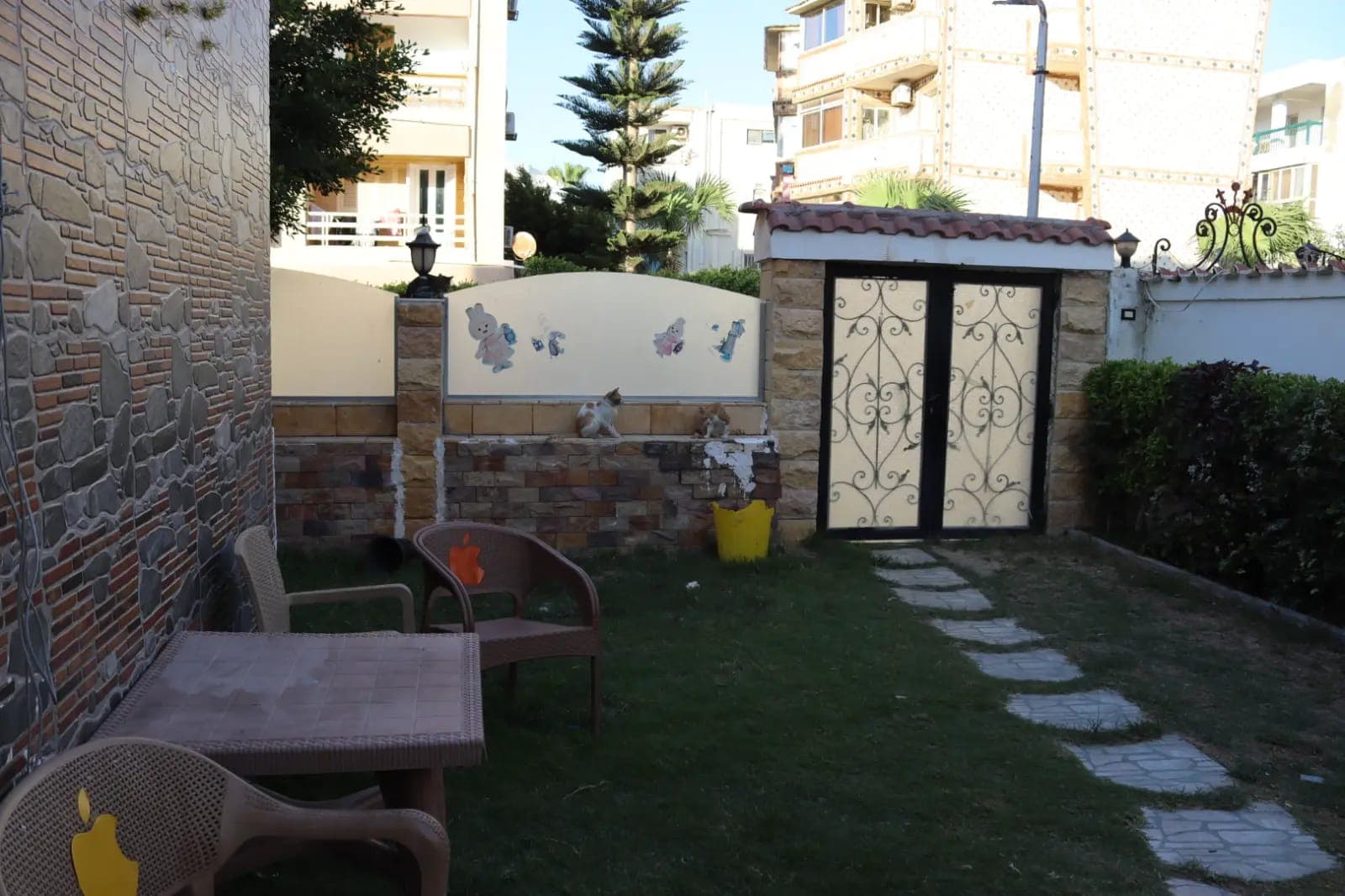 Apartment in Alexandria