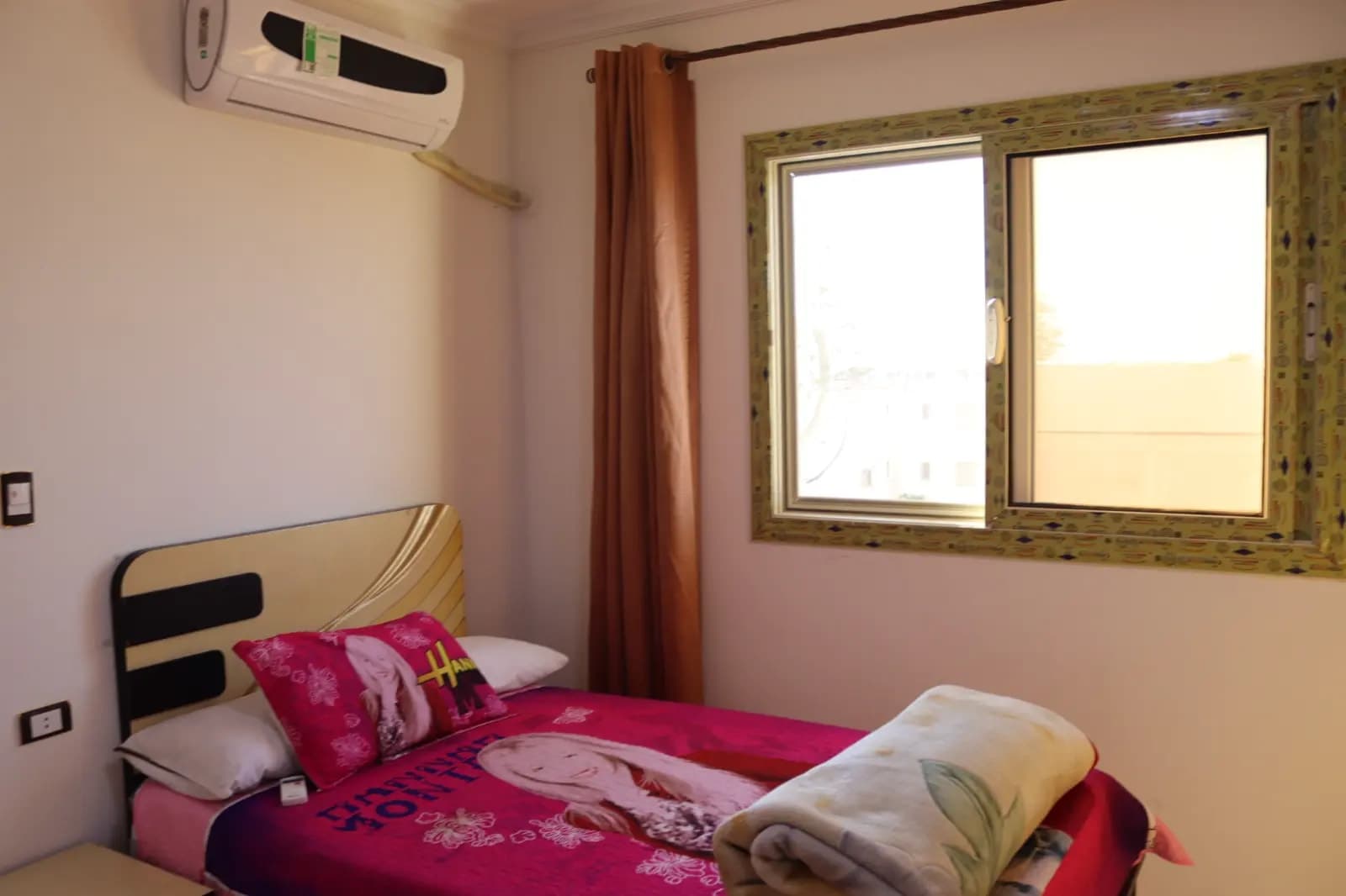 Apartment in Alexandria