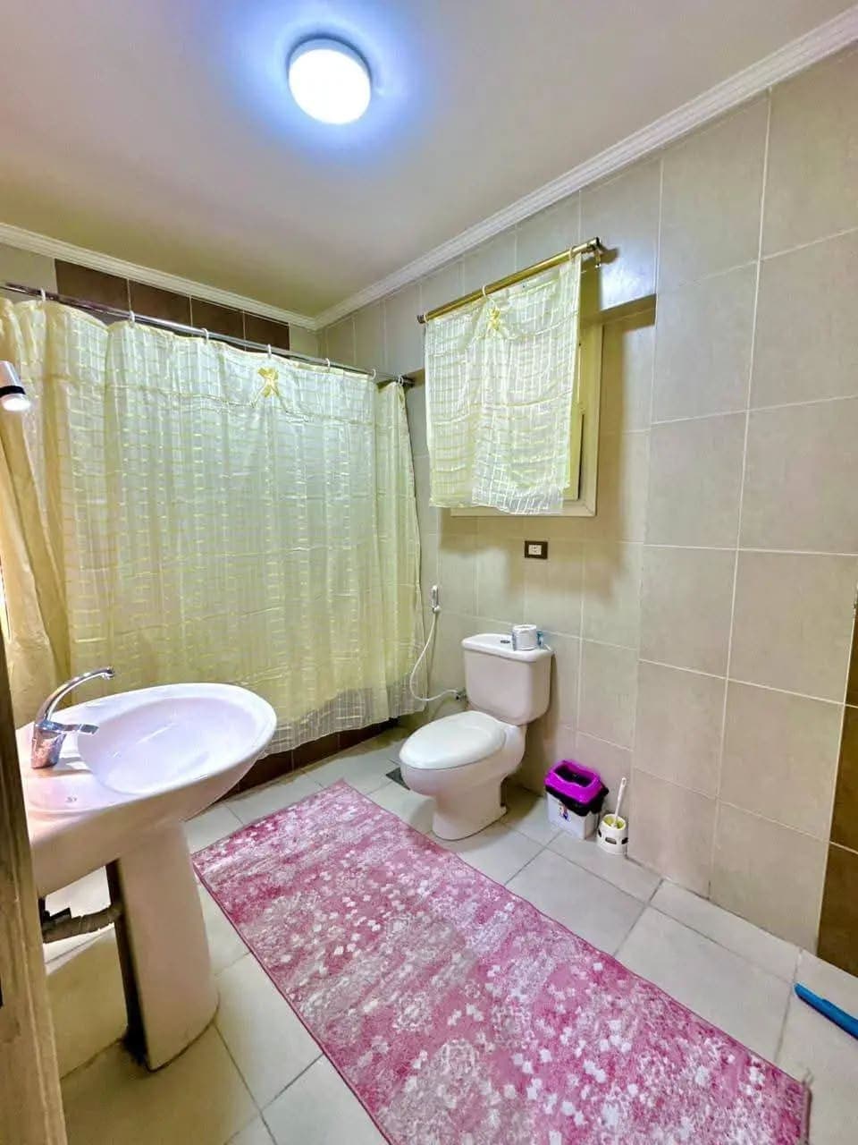 شقة في الإسكندرية
