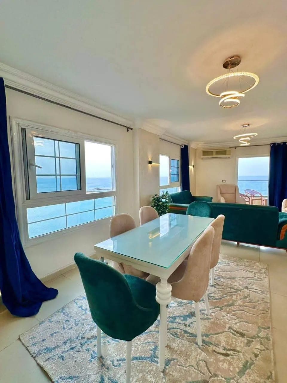 شقة في الإسكندرية