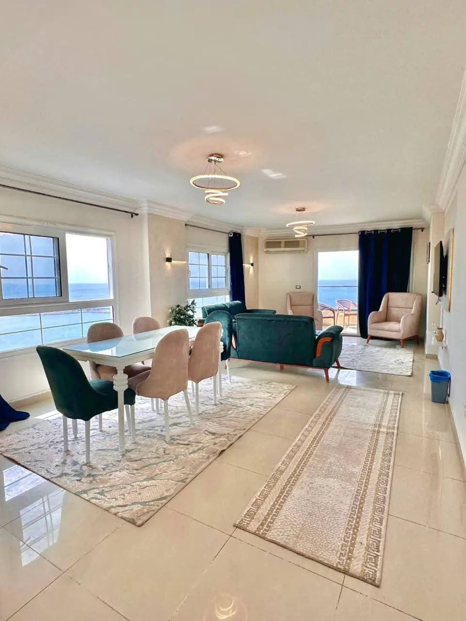 شقة في الإسكندرية