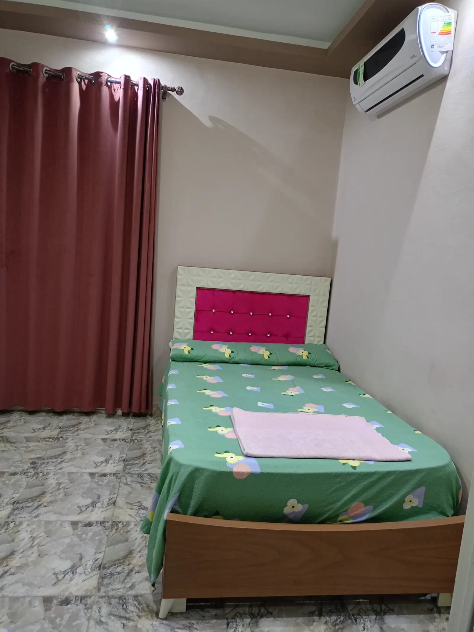 Apartment in Alexandria