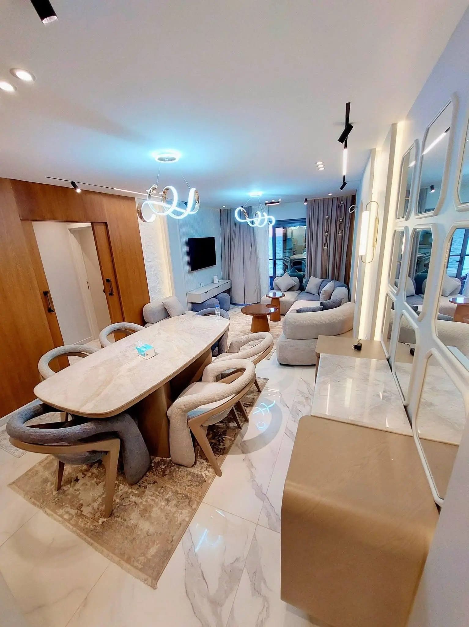 Apartment in Alexandria