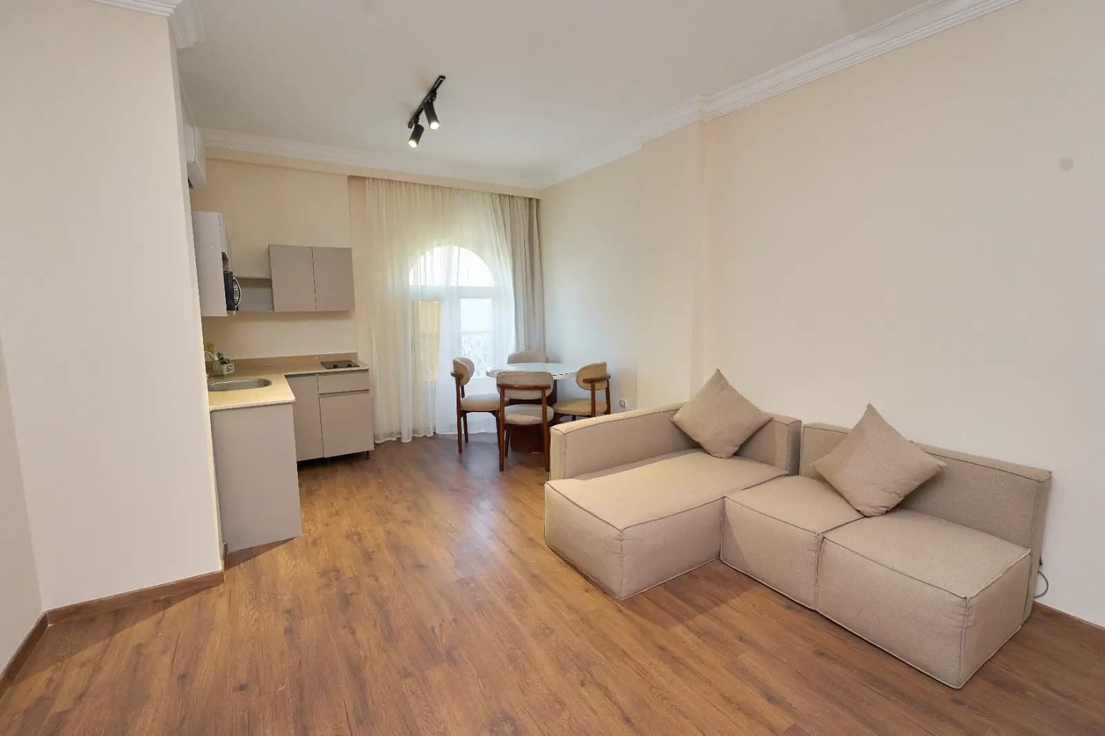 settleinn banafseg apartment
