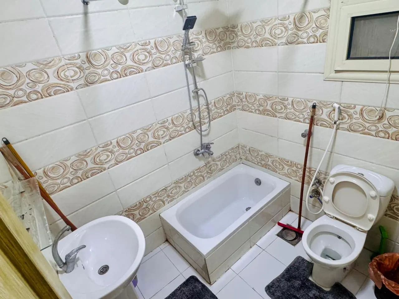 Apartment in Alexandria
