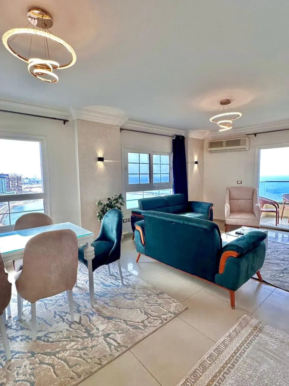 Apartment in Alexandria