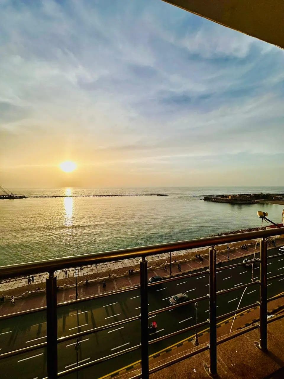 شقة في الإسكندرية