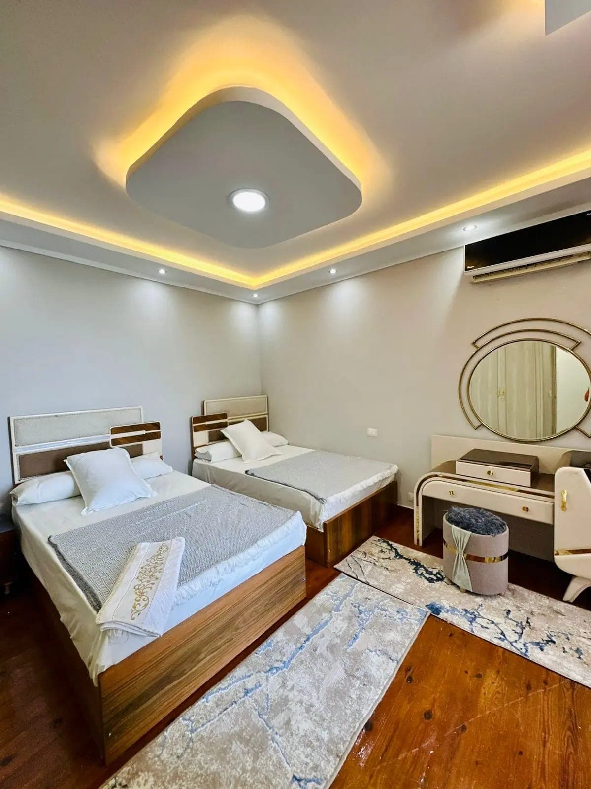 Apartment in Alexandria