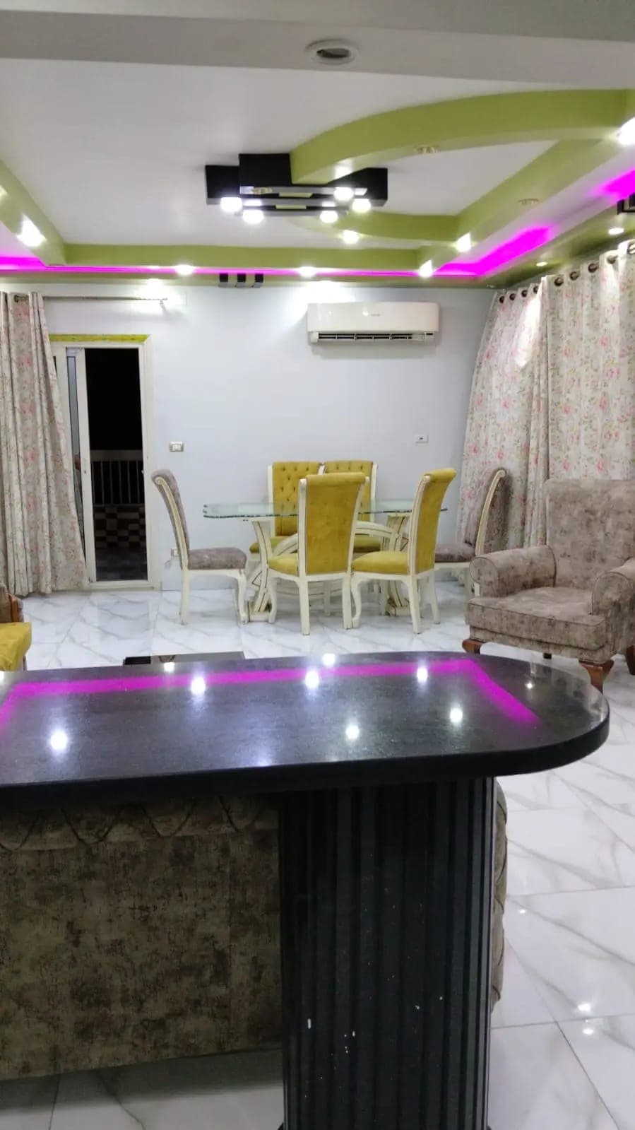 صورة الإعلان